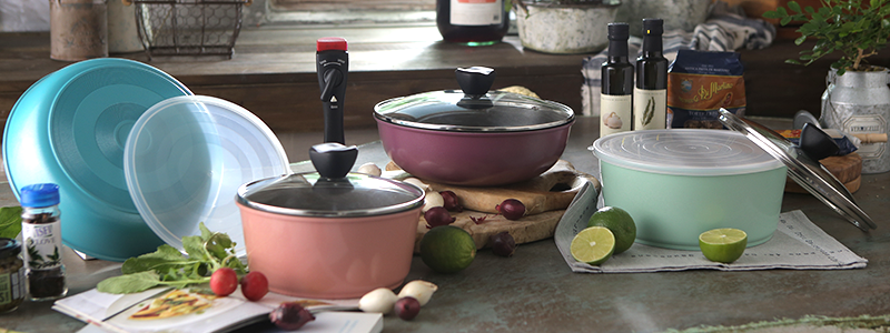 Lime Nonstick Pan with Removable Handle